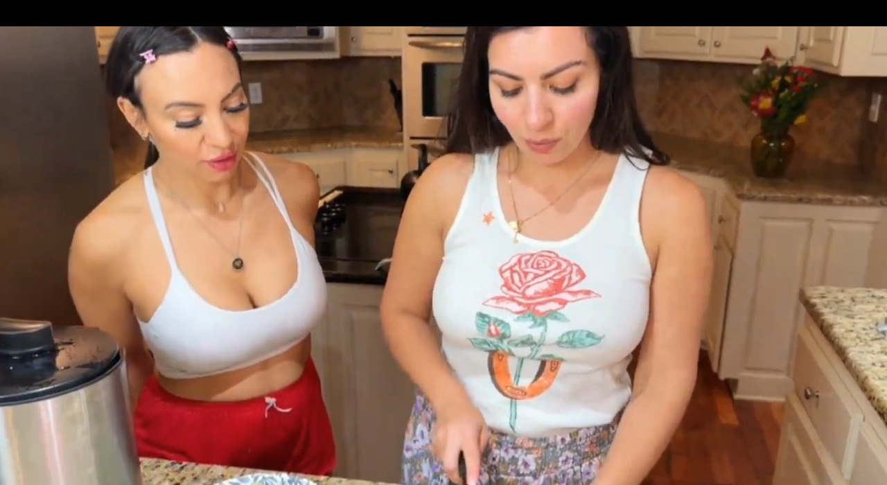 فيلم الينا انجل وأميرة علي