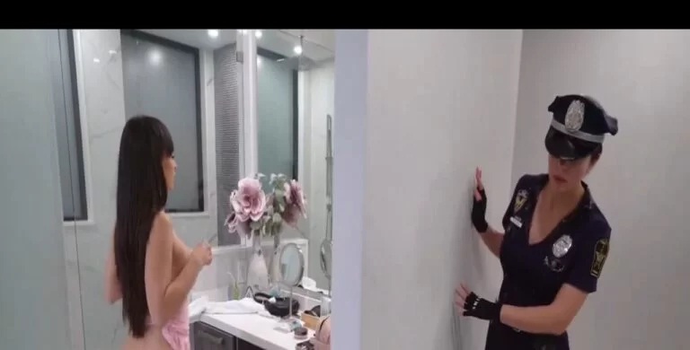 رابط فيلم الينا انجل وساشا بيرل الشرطية والحرامية
