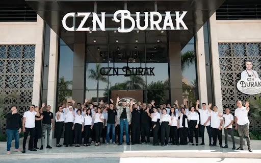 أين يقع مطعم الشيف بوراك في مصر